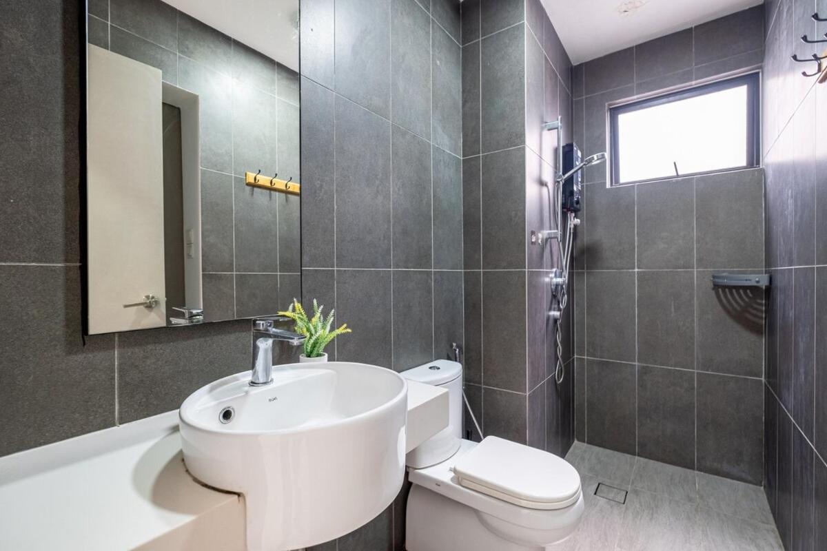 Luxury Penthouse Astoria 2floor 11pax 4br Kidspool Pangsapuri *