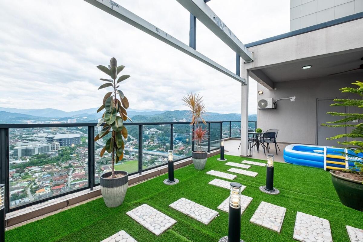 Pangsapuri Luxury Penthouse Astoria 2floor 11pax 4br Kidspool Kuala Lumpur